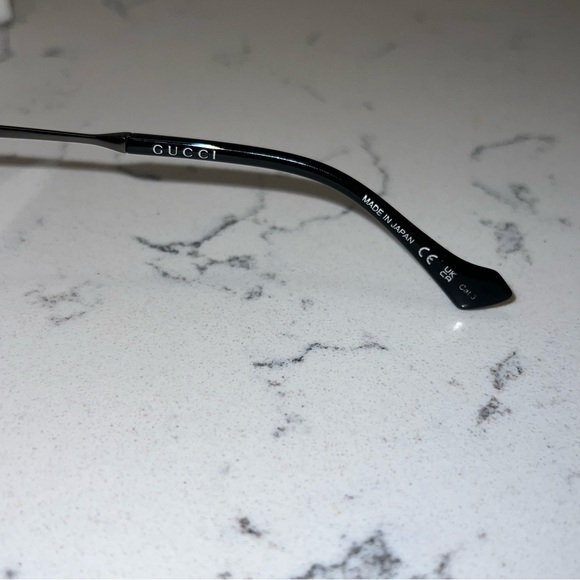 Gucci Aviator Sunglasses (Unisex) - Picture 11 of 12